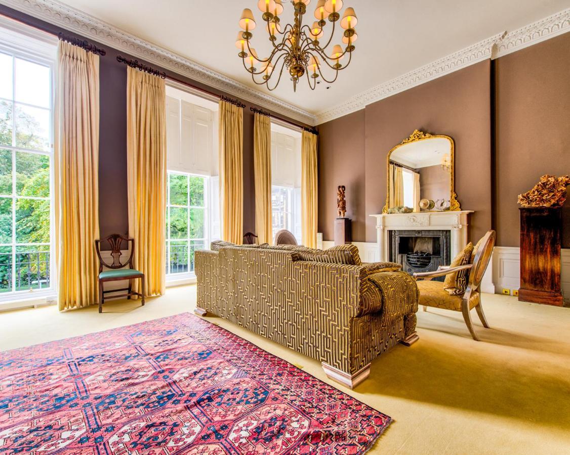 Beautiful Centre Georgian 4 Bed Townhouse With Private Garden Vakantiehuis *