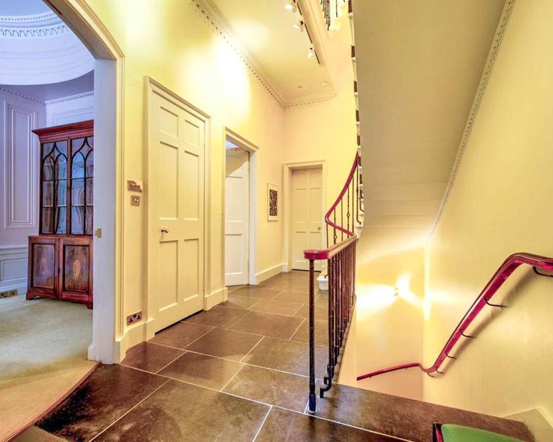 Beautiful Centre Georgian 4 Bed Townhouse With Private Garden Vakantiehuis Edinburgh